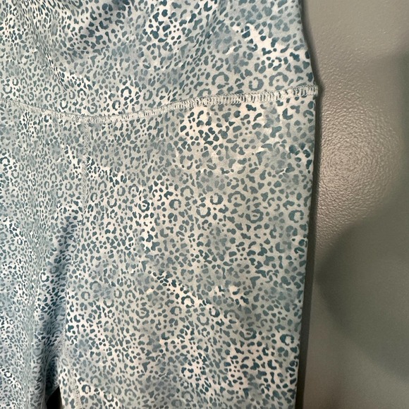 Evolution and Creation Blue Animal Print Leggings size Large - Picture 3 of 7